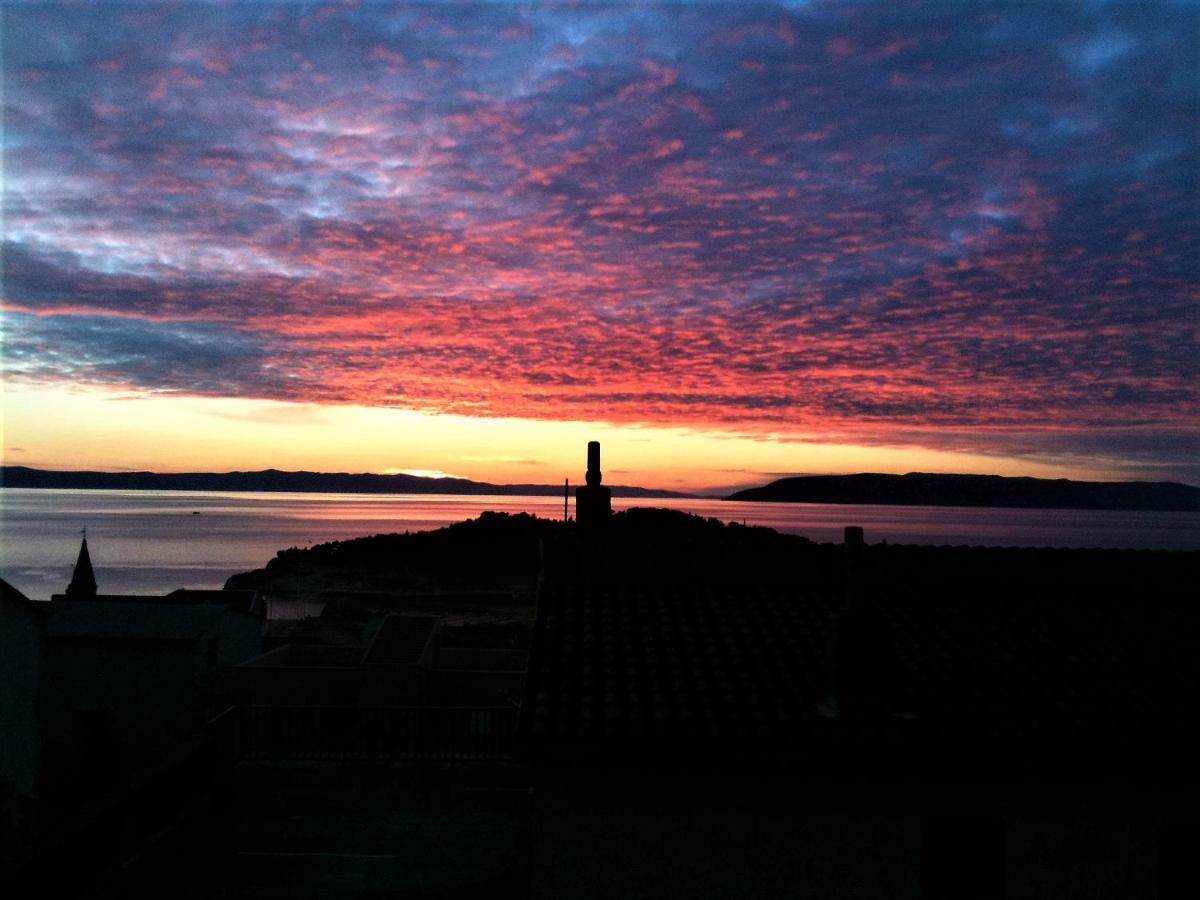 Apartment Sunset Макарска Экстерьер фото